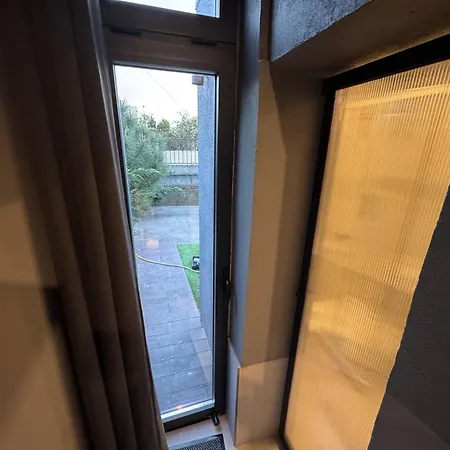 Kiosk 550 - * بوفوُ جي فارزيم